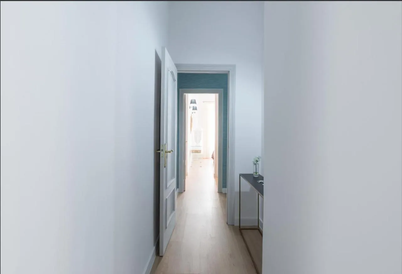 Merced10 2A Malaga Apartment